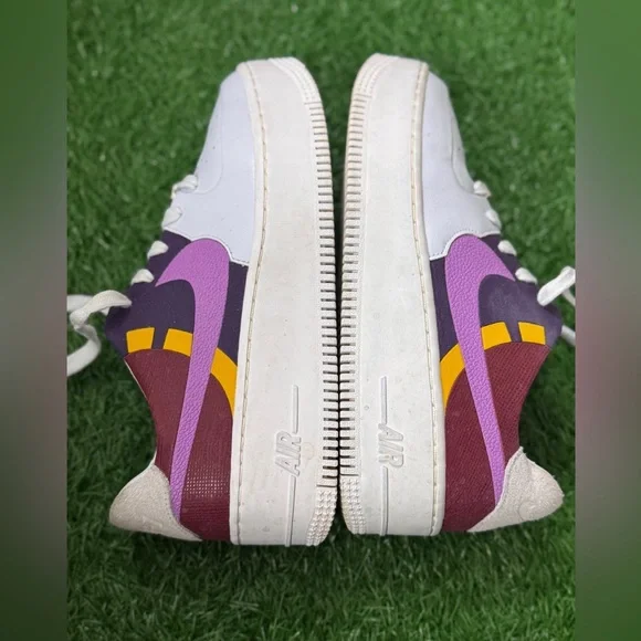 Nike Air Force 1 Sage Low LX
Grey Dark Orchid (Women's) Size 6.5 - Picture 5 of 7